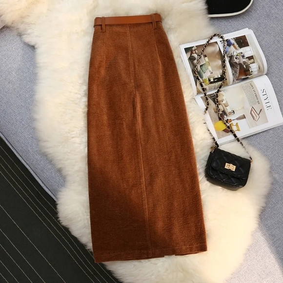 Winter Brown Maxi Skirt with a belt - Picture 2 of 6